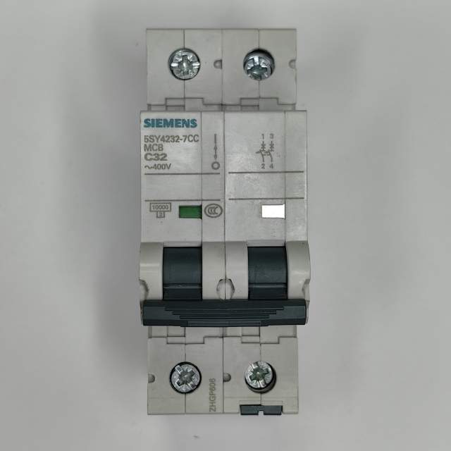 АВТОМАТИЧЕСКИЙ ВЫКЛЮЧАТЕЛЬ Iоткл.ном.=10КА 2-ПОЛЮСНЫЙ Iном=32А ТИП ЗАЩИТНОЙ ХАР-КИ=C Uном=400В АС  Ш