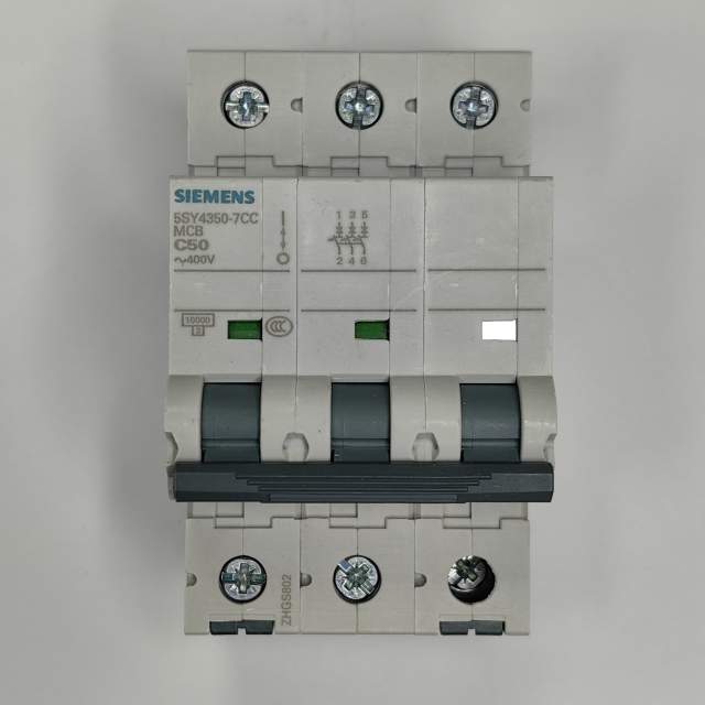 АВТОМАТИЧЕСКИЙ ВЫКЛЮЧАТЕЛЬ Iоткл.ном.=10КА 3-ПОЛЮСНЫЙ Iном=50А ТИП ЗАЩИТНОЙ ХАР-КИ=C Uном=400В АС  Ш