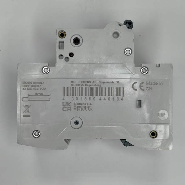 АВТОМАТИЧЕСКИЙ ВЫКЛЮЧАТЕЛЬ Iоткл.ном.=10КА 3-ПОЛЮСНЫЙ Iном=32А ТИП ЗАЩИТНОЙ ХАР-КИ=C Uном=400В АС  Ш