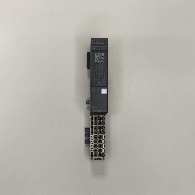 SIMATIC ET 200SP, модуль аналогового ввода, AI 4XI 2-/4-wire ST со стандартными функциями, 4 токовых входа, 2х или 4х-проводное подключение, упаковка из 1 шт., для установки на базовый блок типа A0, A1 цветовой код CC03, диагностика модуля, 16 бит, +/-0,