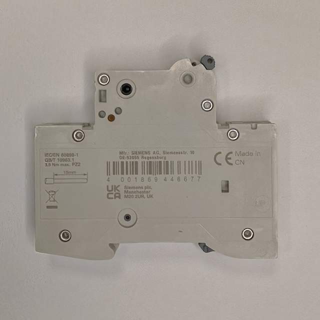 АВТОМАТИЧЕСКИЙ ВЫКЛЮЧАТЕЛЬ Iоткл.ном.=10КА 1-ПОЛЮСНЫЙ Iном=20А ТИП ЗАЩИТНОЙ ХАР-КИ=D Uном=400В АС  Ш