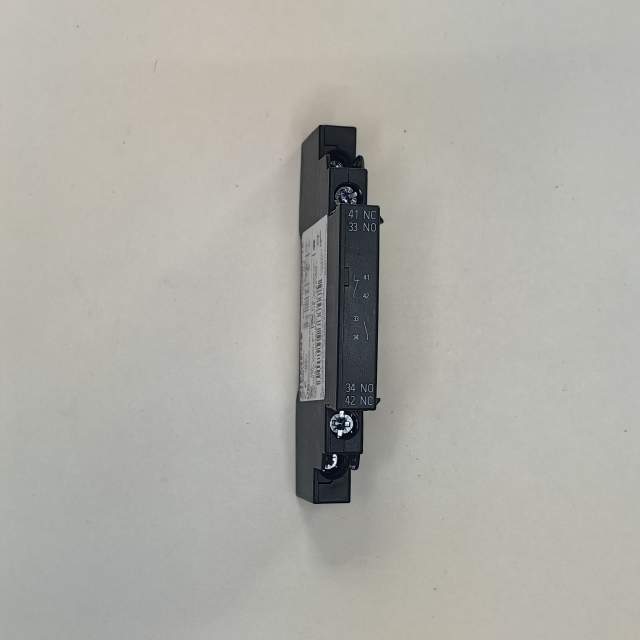 БОКОВОЙ БЛОК-КОНТАКТ 1НО+1НЗ, ВИНТОВЫЕ КЛЕММЫ, ДЛЯ АВТОМАТИЧЕСКОГО ВЫКЛЮЧАТЕЛЯ 3RV2 ТИПОРАЗМЕРОВ S00