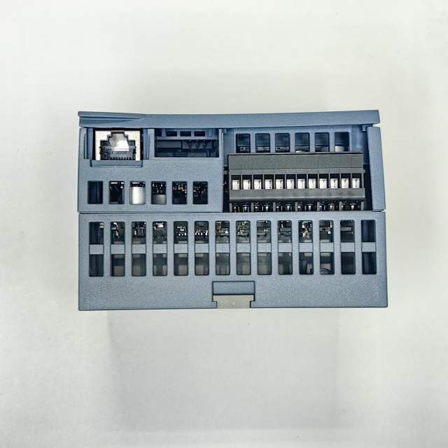 SIMATIC S7-1200, КОМПАКТНОЕ ЦПУ CPU 1214C DC/DC/DC, ВСТРОЕННЫЕ ВХОДЫ/ВЫХОДЫ: 14 DI =24 В, 10 DO =24 В, 2 AI =0 - 10 В, БЛОК ПИТАНИЯ: =20.4 - 28.8 В, ПАМЯТЬ ПРОГРАММЫ/ДАННЫХ: 75 КБ