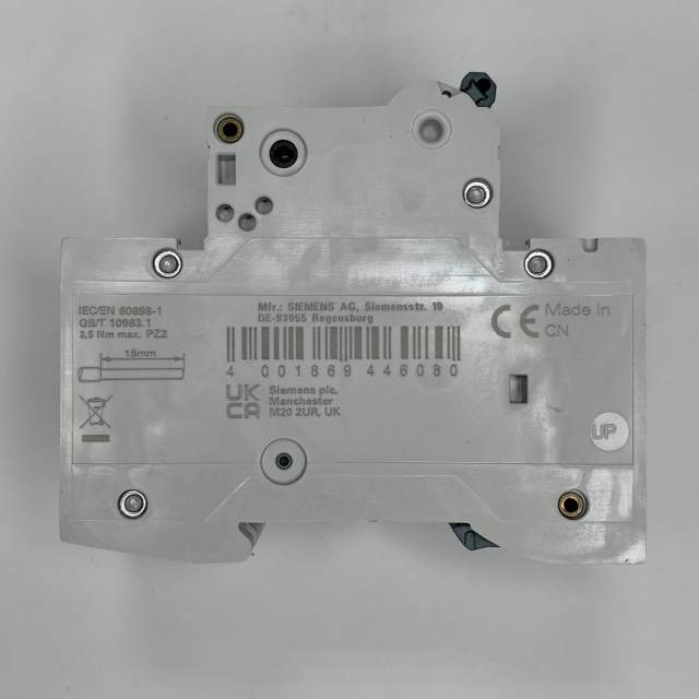 АВТОМАТИЧЕСКИЙ ВЫКЛЮЧАТЕЛЬ Iоткл.ном.=10КА 3-ПОЛЮСНЫЙ Iном=10А ТИП ЗАЩИТНОЙ ХАР-КИ=C Uном=400В АС  Ш